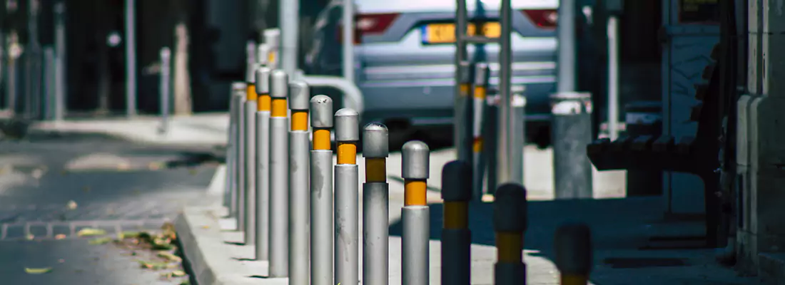 Safe and Convenient Retractable Barrier Column Systems for Properties in Southchase, FL